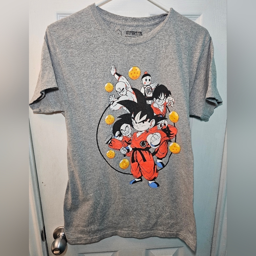 Dragon Ball Gray Graphic T-Shirt with Anime Characters Size Small